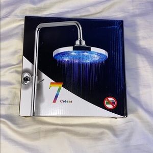 led colour changing shower head